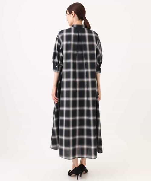 MK MICHEL KLEIN（エムケーミッシェルクラン）の「[洗える]オンブレチェック柄シャツワンピース（シャツワンピース・レディース・ネイビー/ブラウン・38）」の16枚目の写真