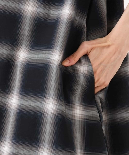 MK MICHEL KLEIN（エムケーミッシェルクラン）の「[洗える]オンブレチェック柄シャツワンピース（シャツワンピース・レディース・ネイビー/ブラウン・38）」の20枚目の写真