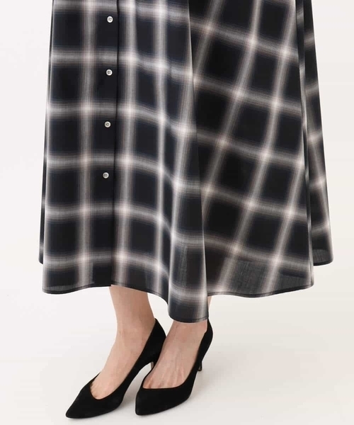 MK MICHEL KLEIN（エムケーミッシェルクラン）の「[洗える]オンブレチェック柄シャツワンピース（シャツワンピース・レディース・ネイビー/ブラウン・38）」の21枚目の写真
