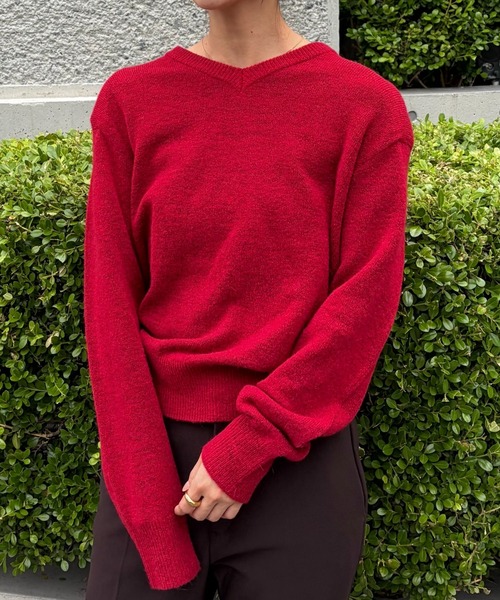 Henon.(ヘノン)の「クラシックVネックニット(ニット/セーター・レディース・ベージュ/グレー/レッド・F)」の10枚目の写真