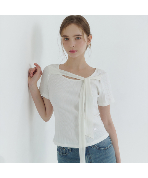 MICANE(ミケーネ)の「エヌエリンストラップポイントT(Tシャツ/カットソー・レディース・ブラック/アイボリー・1/2/4/3)」の2枚目の写真
