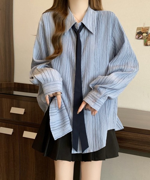 AMAJI（アマジ）の「ネクタイ付き ストライプ柄 レギュラーカラー ロング長袖シャツ（シャツ/ブラウス・レディース・ライトブルー/ベージュ・LARGE/X-LARGE/MEDIUM）」の5枚目の写真