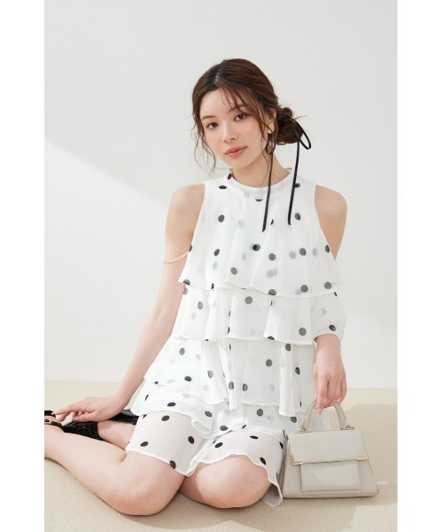 rienda(リエンダ)の「ティアードシフォンミニワンピース 夏服 秋服(ワンピース・レディース・ブラック/マルチ/その他2/ホワイト系その他・SMALL/MEDIUM)」の4枚目の写真
