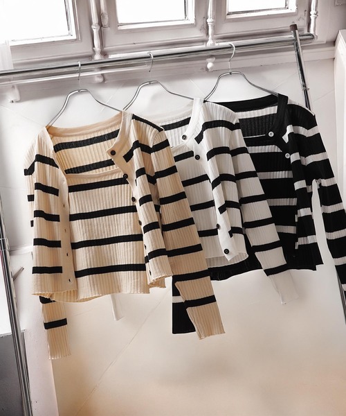 1111clothing(ワンフォークロージング)の「ボーダー キャミソール&カーディガン セット / Striped Camisole & Cardigan Set(カーディガン/ボレロ・レディース・ブラック/ベージュ/ホワイト・FREE)」の4枚目の写真