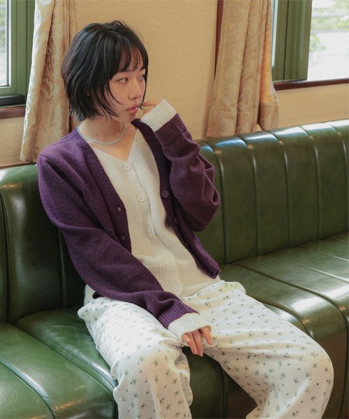 miette(ミエット)の「レイヤードライクVネックニットカーディガン(カーディガン/ボレロ・レディース・ブラウン/パープル/チャコール・FREE)」の16枚目の写真