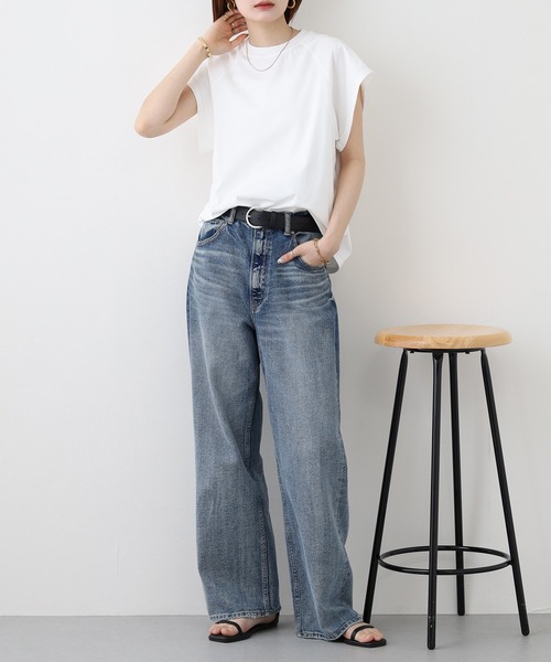 LUCA（ルカ）の「ネックカットチュニック ノースリーブ（Tシャツ/カットソー・レディース・オフホワイト/ブラック/ブルー・FREE）」の10枚目の写真