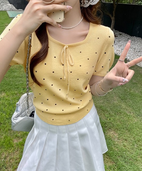 MILAE（ミレ）の「ドット柄スクエアネックフロントリボン半袖サマーニットトップス（ニット/セーター・レディース・ブラック/イエロー/ホワイト/ピンク・FREE）」の19枚目の写真