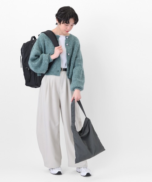 W&.Day/Night(ダブルアンド デイナイト)の「トゥキ スクエアリュック B4サイズ 15.6インチPC収納 20512(バックパック/リュック・レディース・ブラック/ダークグレー/ライトベージュ・FREE)」の7枚目の写真