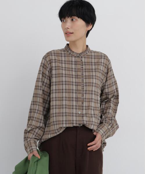 human woman（ヒューマンウーマン）の「◆【ウォッシャブル / シアーデニム・チェック 3カラー展開】スタンドフリルシャツブラウス（シャツ/ブラウス・レディース・ダークインディゴブルー/ベージュ系その他3/ブルー・MEDIUM）」の8枚目の写真