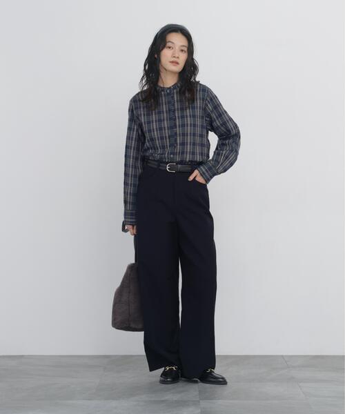 human woman（ヒューマンウーマン）の「◆【ウォッシャブル / シアーデニム・チェック 3カラー展開】スタンドフリルシャツブラウス（シャツ/ブラウス・レディース・ダークインディゴブルー/ベージュ系その他3/ブルー・MEDIUM）」の5枚目の写真