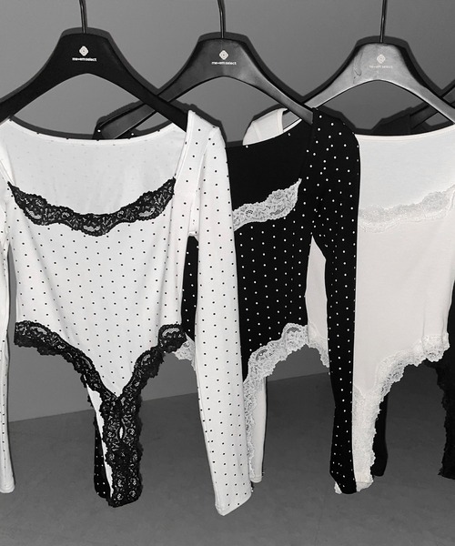 me+em select(ミームセレクト)の「ドットカットアウトレースポイントボディスーツトップス /dot cutout lace point bodysuit tops(Tシャツ/カットソー・レディース・ブラック/ホワイト・FREE)」の8枚目の写真