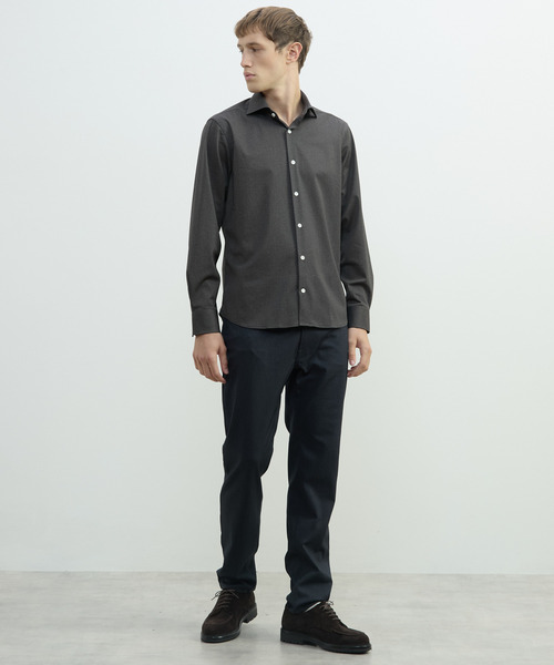 MEN'S MELROSE(メンズメルローズ)の「HITOYOSHIダブルネーム | テックジャージワイドカラーシャツ(シャツ/ブラウス・メンズ・ネイビー/ブラウン・2/3/4)」の7枚目の写真