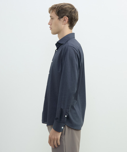 MEN'S MELROSE(メンズメルローズ)の「HITOYOSHIダブルネーム | テックジャージワイドカラーシャツ(シャツ/ブラウス・メンズ・ネイビー/ブラウン・2/3/4)」の11枚目の写真