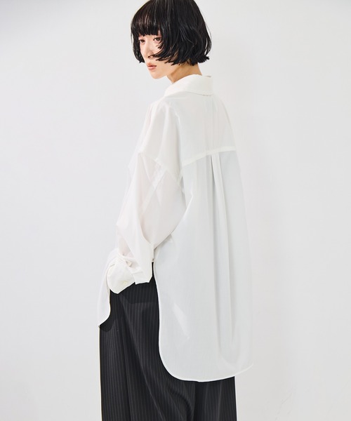 STUDIOUS（ステュディオス）の「【STUDIOUS/ステュディオス】2Way Overshirt/2ウェイオーバーシャツ/ウォッシャブル（シャツ/ブラウス・レディース・ホワイト/カーキ/キャメル・FREE）」の13枚目の写真