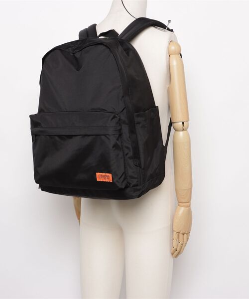 UNIVERSAL OVERALL(ユニバーサルオーバーオール)の「"07"≪UNIVERSAL OVERALL≫5ポケット/30L カラビナキーホルダー付き デイリー バックパック(バックパック/リュック・メンズ・ブラック・ONE SIZE)」の5枚目の写真