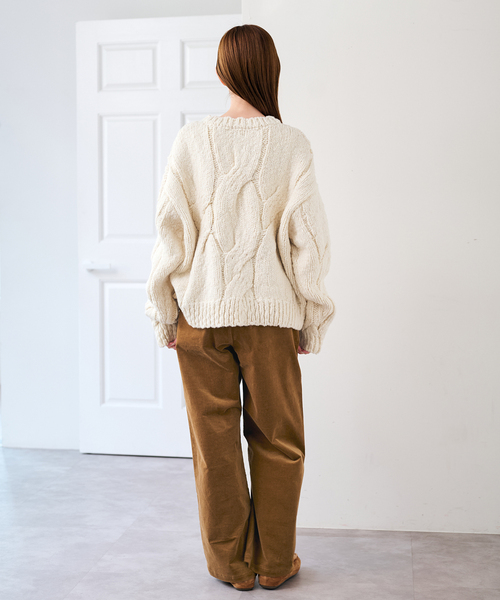 U by SPICK&SPAN(ユーバイスピックアンドスパン)の「ケーブルニット(ニット/セーター・レディース・ベージュ/White/レッド・FREE)」の9枚目の写真