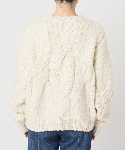 U by SPICK&SPAN(ユーバイスピックアンドスパン)の「ケーブルニット(ニット/セーター・レディース・ベージュ/White/レッド・FREE)」の4枚目の写真