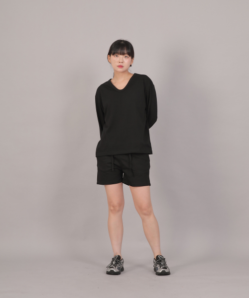 SAINTCREW(セントクルー)の「オーバーサイズソフトVネック長袖TシャツCVL-8A20ブラック(Tシャツ/カットソー・レディース・その他・FREE)」の10枚目の写真