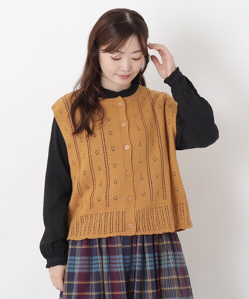one'sterrace（ワンズテラス）の「綿タッチ クルーネック透かし柄編みベスト（ベスト・レディース・ベージュ系8/イエロー系8/グレー系その他7・02）」の3枚目の写真