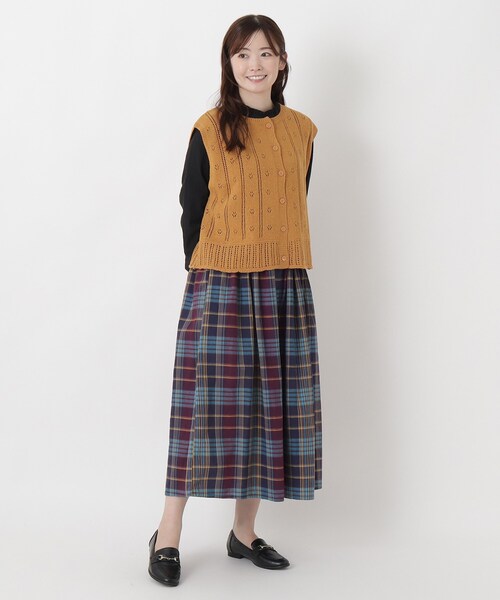 one'sterrace（ワンズテラス）の「綿タッチ クルーネック透かし柄編みベスト（ベスト・レディース・ベージュ系8/イエロー系8/グレー系その他7・02）」の14枚目の写真