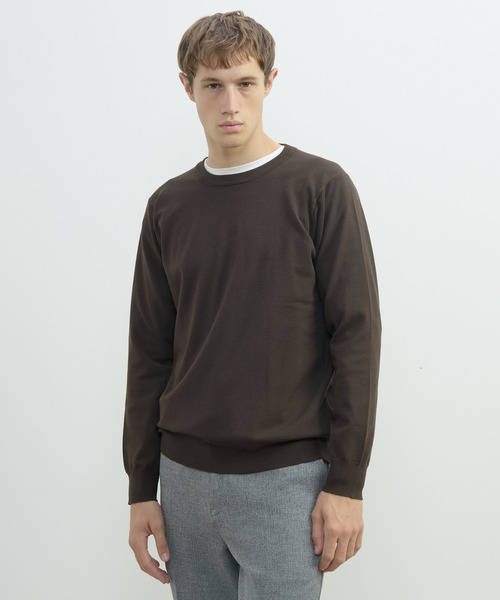 MEN'S MELROSE(メンズメルローズ)の「PBTスムースハイゲージプレーティングクルーネックニット | ウォッシャブル(ニット/セーター・メンズ・ブラウン/グレー/ブラック/グレイッシュベージュ・2/3/4)」の21枚目の写真