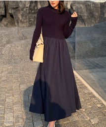 SIDE ZIP PLEATS DRESS(サイドジッププリーツドレス)