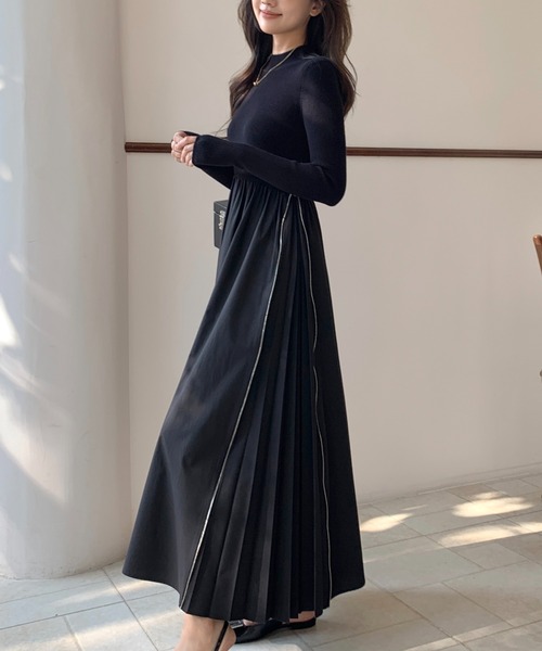 BIRTHDAY BASH(バースデイバッシュ)の「SIDE ZIP PLEATS DRESS(サイドジッププリーツドレス)(ワンピース・レディース・ネイビー/ブラック・SMALL/MEDIUM)」の2枚目の写真