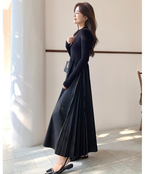 BIRTHDAY BASH(バースデイバッシュ)の「SIDE ZIP PLEATS DRESS(サイドジッププリーツドレス)(ワンピース・レディース・ネイビー/ブラック・SMALL/MEDIUM)」の21枚目の写真