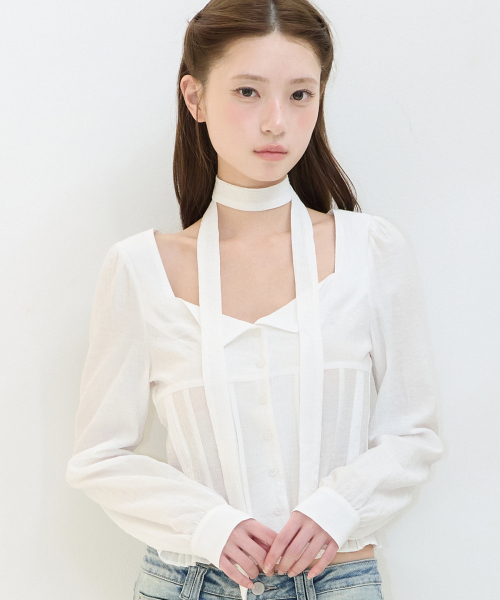 ILLIGO(イリゴ)の「ピンタックフレアブラウスホワイト(シャツ/ブラウス・レディース・その他・SMALL/MEDIUM)」の2枚目の写真