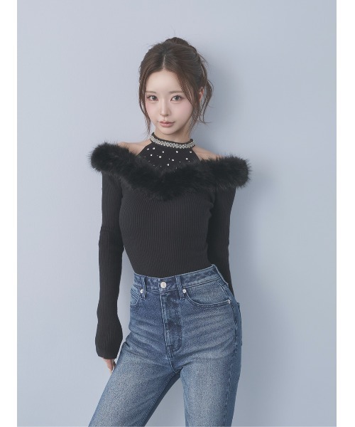 Darich(ダーリッチ)の「ファートリムビジューニットトップス(ニット/セーター・レディース・ブラック/ホワイト/ベージュ・FREE)」の2枚目の写真