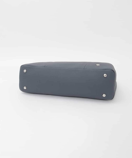 MK MICHEL KLEIN（エムケーミッシェルクラン）の「[2WAY/A4収納可]サークルメタルデザイン牛革トートバッグ（トートバッグ・レディース・ネイビー/ブラック・00）」の10枚目の写真