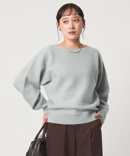 green label relaxing(グリーンレーベルリラクシング)の「FOXブレンド ラメ フォルム ドルマン ニット(ニット/セーター・レディース・ライトブルー/ネイビー/グレー/オフホワイト・FREE)」の5枚目の写真