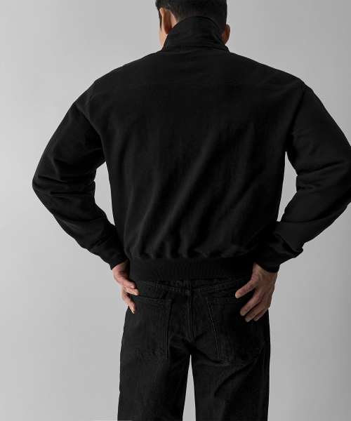 BOWLOW PRODUCT（バウロープロダクト）の「クロップミニロゴハーフジップ[ブラック]（スウェット・メンズ・その他・MEDIUM/LARGE/X-LARGE）」の5枚目の写真