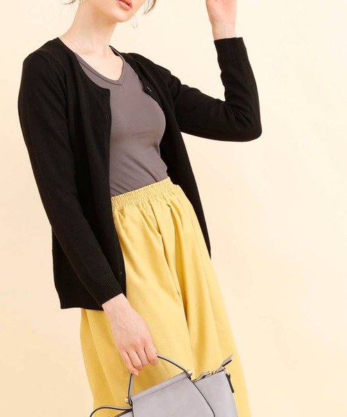 aimoha(アイモハ)の「クルーネックニットカーディガン(カーディガン/ボレロ・レディース・ホワイト×ネイビー/ネイビー/ブルー系その他/ピンク/ホワイト/パープル系その他/スカイブルー/グレー/ブルー/レッド/グレー×ホワイト/ベージュ/ブラック/イエロー・LARGE/XXX-LARGE/XXXX-LARGE/SMALL/XX-LARGE/MEDIUM/X-LARGE)」の4枚目の写真