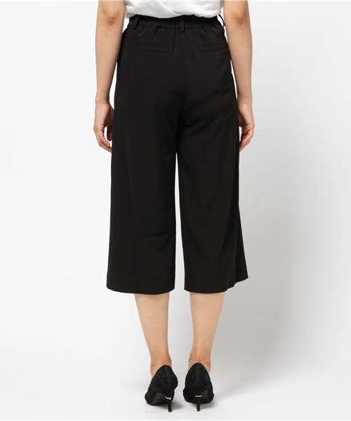 N.(N. Natural Beauty Basic)(エヌエヌナチュラルビューティーベーシック)の「クロップワイドパンツ(その他パンツ・レディース・ブラック/ブラウン・MEDIUM)」の5枚目の写真