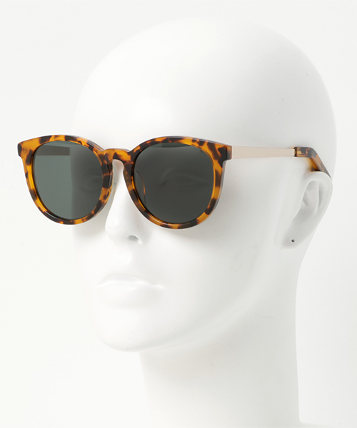 美品 JP THE WAVY着 THIS by INARI イナリ サングラス INARI（イナリ）の「THIS by INARI MALINA（サングラス）」 - WEAR