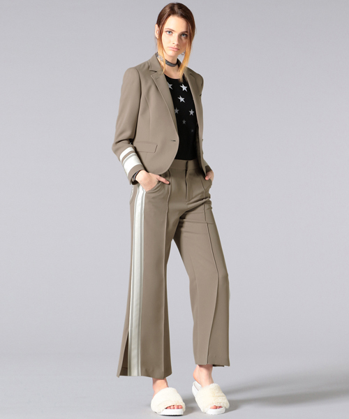 GUILD PRIME（ギルドプライム）の「【GUILD PRIME】WOMENS サイドスリットパンツ（その他パンツ・レディース・ベージュ/ブラック・36/34）」の4枚目の写真