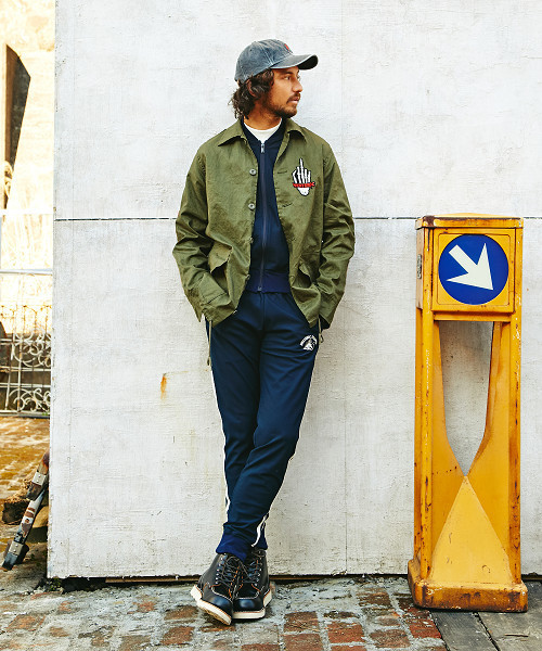 HYSTERIC GLAMOUR（ヒステリックグラマー）の「HYS SOUNDS プリント 2ライン裾リブイージーパンツ（その他パンツ・メンズ・ネイビー/ブラック・SMALL/MEDIUM/LARGE）」の15枚目の写真