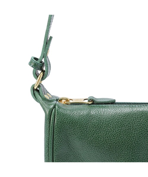 IL BISONTE(イルビゾンテ)の「IL BISONTE / ORIGINAL LEATHER / クロスボディバッグ(ショルダーバッグ・レディース・レッド/グレー/ダークブラウン/ブラック/グリーン/ナチュラル/ライトブラウン/レンガ/オレンジ/ホワイト/ネイビー/オリーブ・FREE)」の15枚目の写真