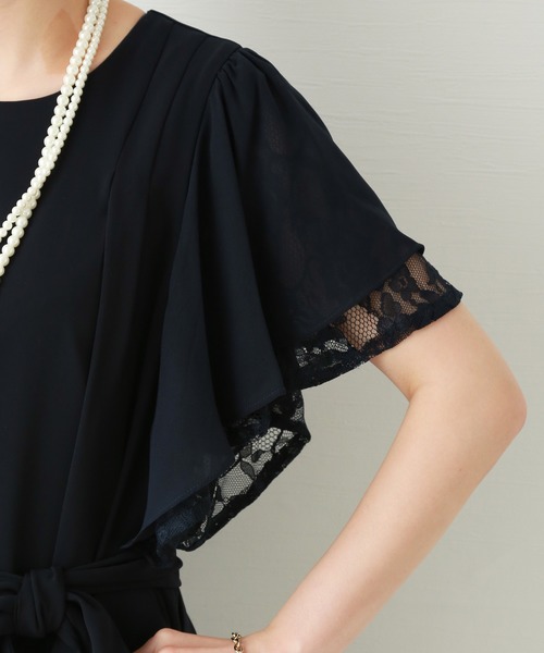 MARLENE JOBERT（マルレーヌ　ジョベル）の「袖フリルオケージョンワンピース（ドレス・レディース・グレー/ネイビー/ブラック・L/M）」の7枚目の写真