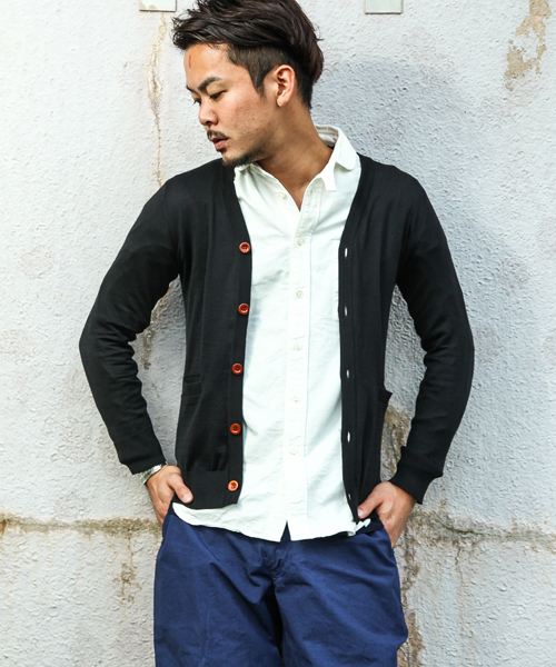 EEL(イール)の「EEL/カーディガンズ(カーディガン/ボレロ・メンズ・レッド/ライトグレー/ブラック/ブルー・SMALL/MEDIUM/LARGE)」の2枚目の写真