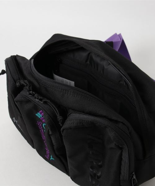 XLARGE（エクストララージ）の「XLARGE×Columbia VIPORRIDGE XL HIP BAG（ショルダーバッグ・メンズ・ブラック・ONE SIZE）」の3枚目の写真