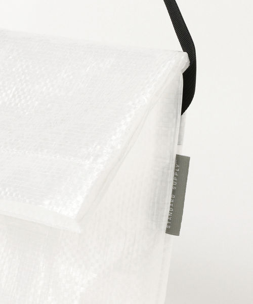 STANDARD SUPPLY(スタンダードサプライ)の「STANDARD SUPPLY × BEAMS / 別注 Polyethylene Cross Bag(ショルダーバッグ・メンズ・ホワイト/その他1・ONE SIZE)」の19枚目の写真