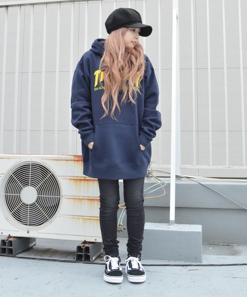 THRASHER（スラッシャー）の「THRASHER/スラッシャー MAG LOGO HOODIE　プルオーバーパーカー（パーカー・メンズ・ホワイト/ブラック/ネイビー/グリーン/ヘザーグレー/パープル/バーガンディー/ブラック系その他/レッド/グレー/ワインレッド/パープル系その他/オリーブ・M/L/XL/S）」の17枚目の写真