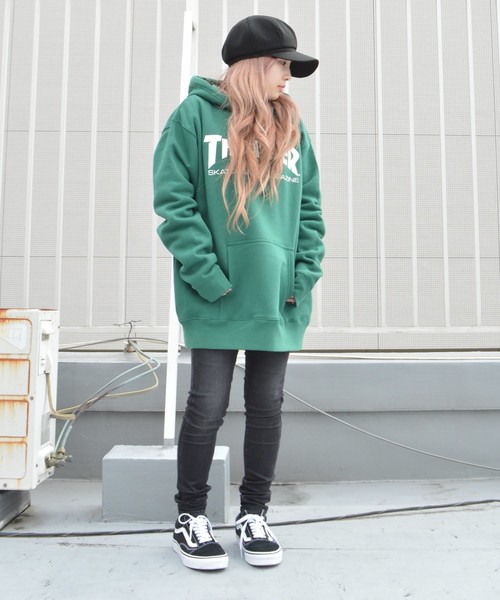 THRASHER（スラッシャー）の「THRASHER/スラッシャー MAG LOGO HOODIE　プルオーバーパーカー（パーカー・メンズ・ホワイト/ブラック/ネイビー/グリーン/ヘザーグレー/パープル/バーガンディー/ブラック系その他/レッド/グレー/ワインレッド/パープル系その他/オリーブ・M/L/XL/S）」の21枚目の写真