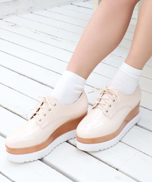 one after another NICE CLAUP（ワンアフターアナザーナイスクラップ）の「厚底 レースアップシューズ（その他シューズ・レディース・ブラック/モカ/アイボリー・SMALL/MEDIUM/LARGE）」の2枚目の写真