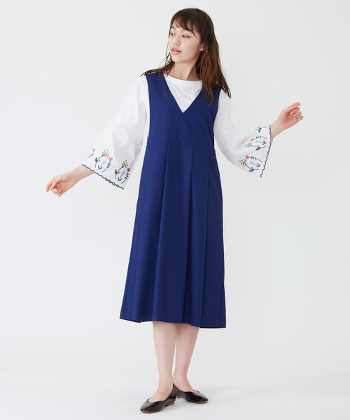 POU DOU DOU（プードゥドゥ）の「フラワー刺繍ベル袖トップス（Tシャツ/カットソー・レディース・ブラック/オフホワイト/ミント・3）」の4枚目の写真