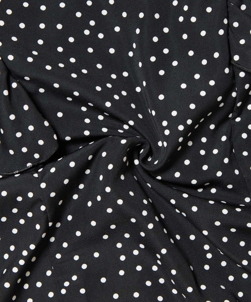 fifth（フィフス）の「ドット柄パフスリーブフリルブラウス（シャツ/ブラウス・レディース・ホワイト/ブラック・MEDIUM）」の12枚目の写真