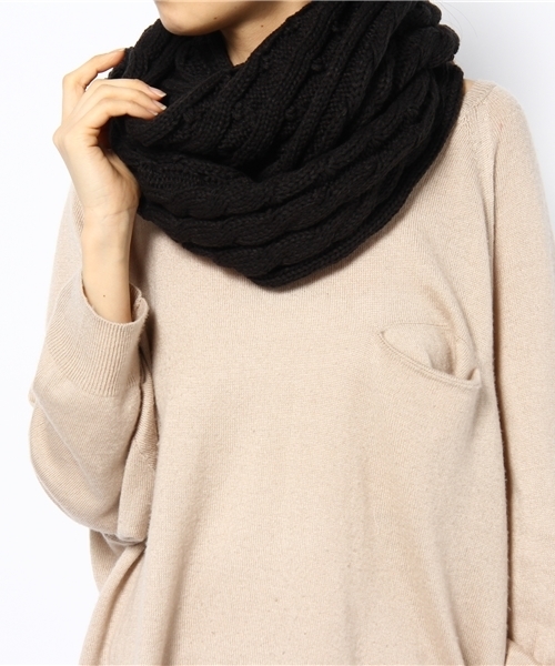 DISCOAT（ディスコート）の「【Discoat】ケーブル編みスヌード（ストール/ショール・レディース・ブラック/オフホワイト/ベージュ・ﾌﾘ-）」の7枚目の写真