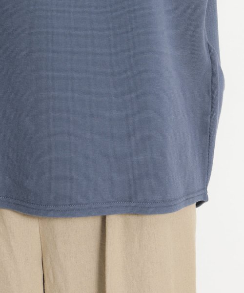 niko and...（ニコアンド）の「機能付きフレンチスリーブプルオーバー（Tシャツ/カットソー・レディース・ホワイト/ブラック/ブルー/カーキ・MEDIUM/LARGE）」の18枚目の写真